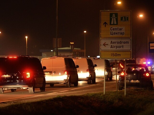 Džihádistov transportovali do rodnej krajiny za prísnych opatrení