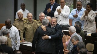 Nová ústava priniesla zmeny. Kuba má po desaťročiach premiéra
