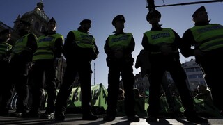 Muž v Česku po hádke narazil autom do ľudí, mal v sebe drogy i alkohol