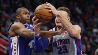 NBA: Piata prehra Detroitu za sebou, Philadelphii pomohol Harris
