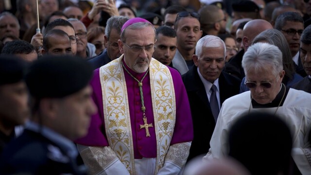 Tisíce pútnikov dorazili do rodiska Ježiša, prišli na polnočnú omšu