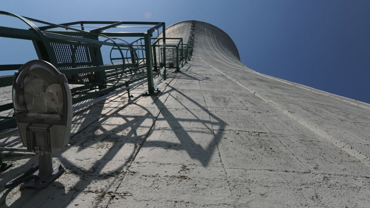 Stále nedostavané bloky v Mochovciach ma mrzia, tvrdí Žiga