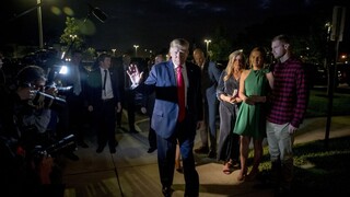 Trump prisľúbil vojenskú pomoc Ukrajine, pošle ďalšie rakety