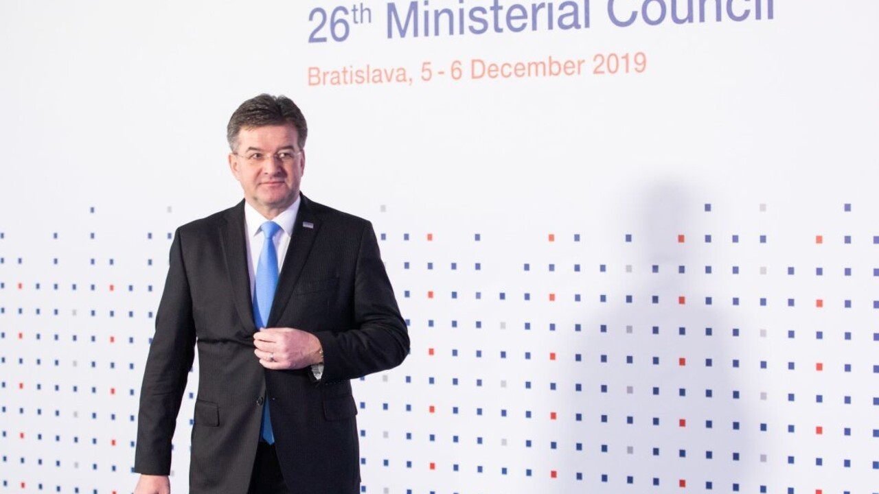 Silní hráči strácajú záujem o pravidlá, zhrnul uplynulý rok Lajčák