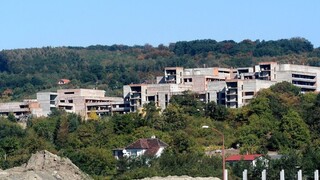 Rázsochy zdedí nová vláda, súťaž na projekt novej nemocnice pokračuje