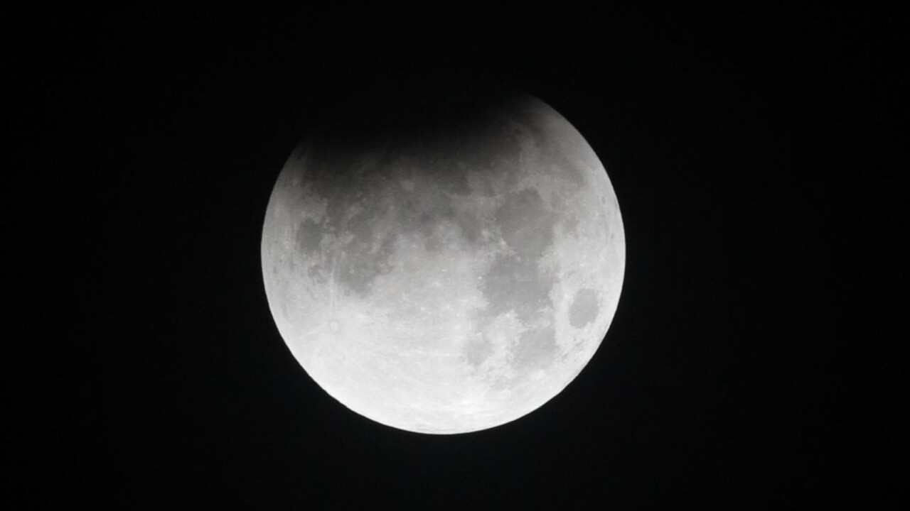 Indiu neodradila havária modulu, ohlásila novú lunárnu misiu