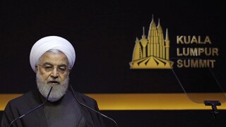 Iránsky prezident reagoval na ostré slová Trumpa, varoval ho