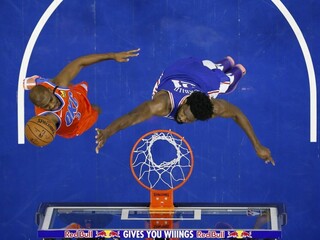 NBA: San Antonio zdolalo Bucks aj vďaka 19 trojkám