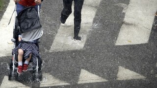 Bábätko nechali spať na balkóne, v nízkych teplotách neprežilo