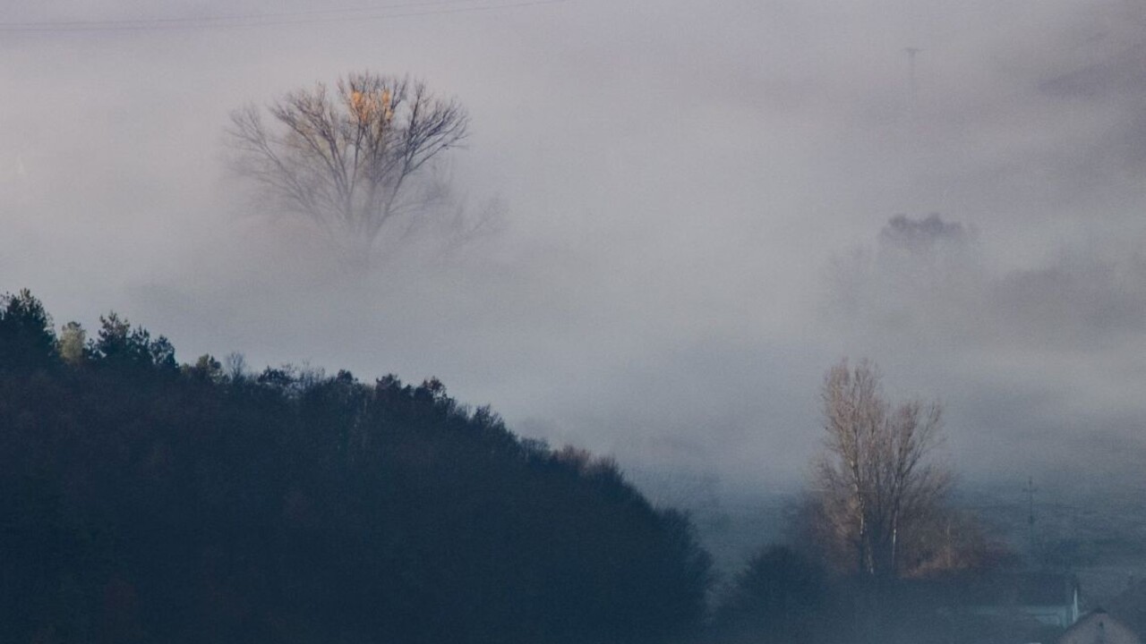 Smogová situácia je závažná, varuje SHMÚ. Vydal výstrahu