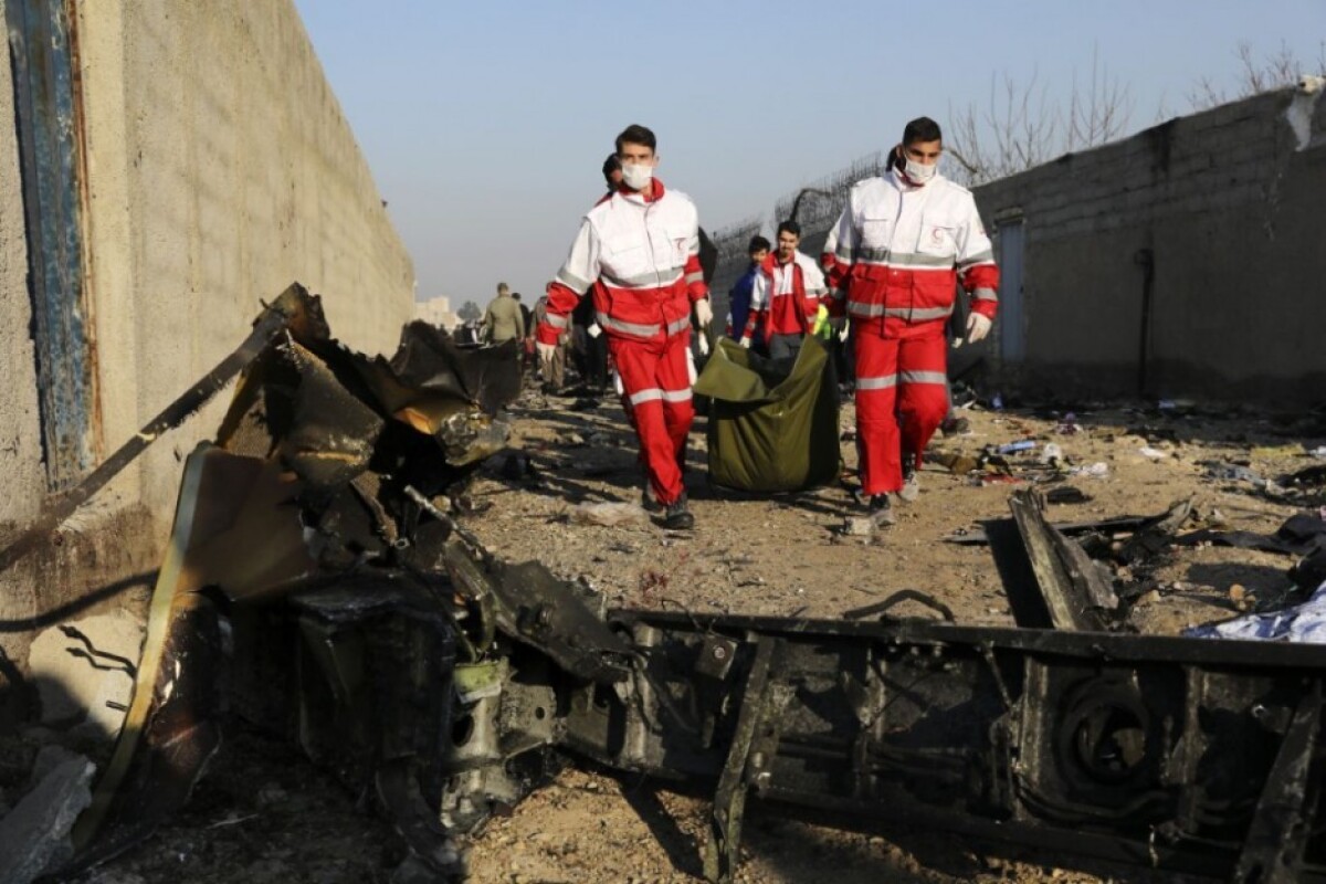iran-plane-crash-42242-5eaccfd83b7a4354b06d3435ced16a2f_0f4ecd76.jpg