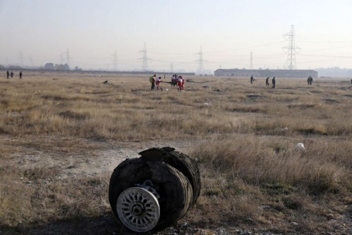 iran-plane-crash-34501-61892b890b6f47bca0bea390139d7cec_7ed7f105.jpg