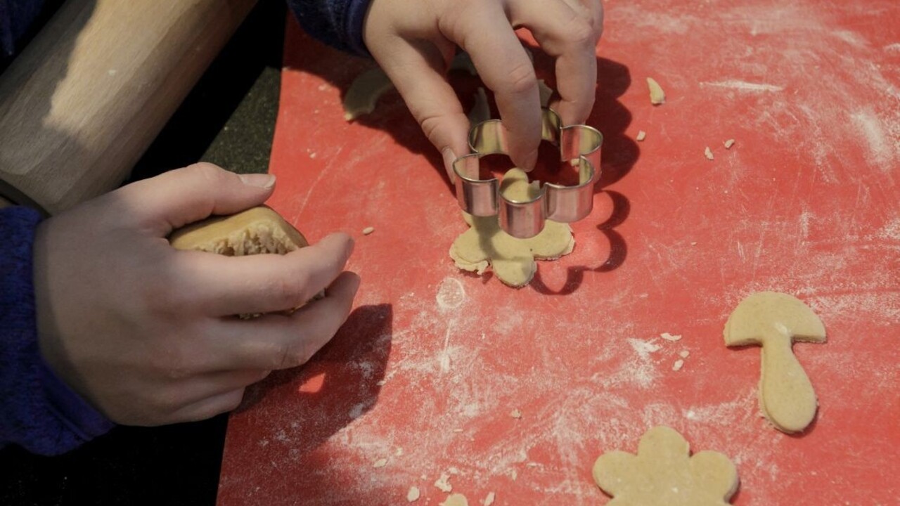 Nechajte deti variť. Kuchyňa je užitočným cvičiskom pre život