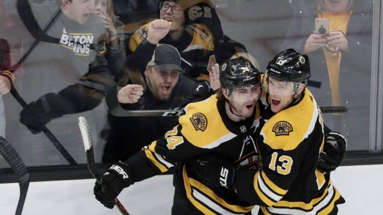 NHL: Halák s desiatym víťazstvom, asistencia Tatara nepomohla