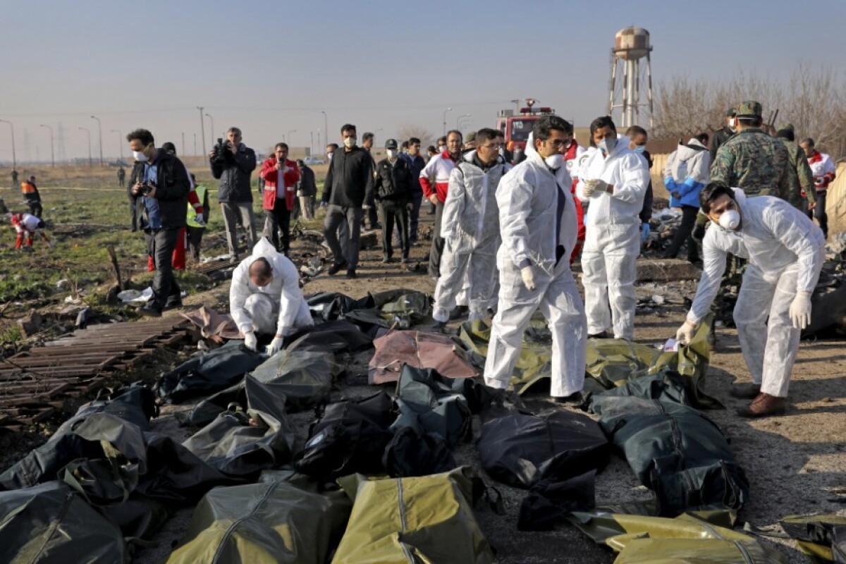 iran-plane-crash-43063-74ba9a36a6f04d3386383f014089b687_0e195df2.jpg