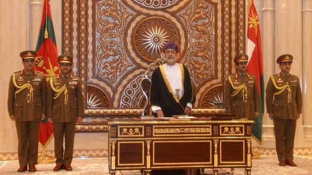 Omán má nového sultána, vládnuca rodina zvolila ministra kultúry