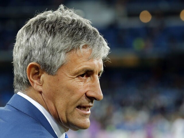 FC Barcelona má nového trénera. Valverdeho nahradil Setién
