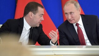 Ruský premiér a jeho vláda končia, Putin chystá veľké zmeny