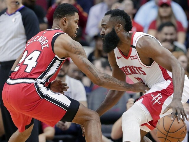NBA: Houston opäť prehral, Harden si pripísal sezónne minimum