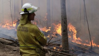 Austráliu možno zachráni počasie, na východe hlásia hustý dážď