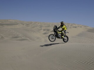 V predposlednej etape Rely Dakar skončil Svitko na 15. mieste