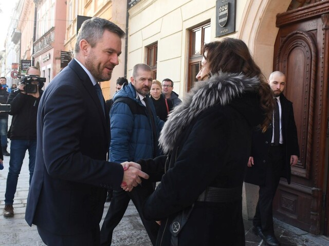 Premiér a Saková navštívili Prešov, riešili situáciu po výbuchu
