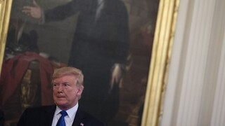 Zmanipulovaná. Trumpovi právnici žiadajú odmietnutie žaloby