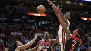 NBA: Miami premrhalo náskok, napokon však Washington porazilo