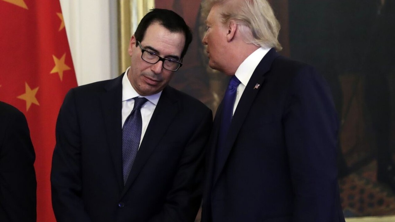 Trumpov minister sa v Davose obul do Grety. Posiela ju do školy