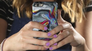 Celosvetová zoznamka zavádza novinku, pomoc v tiesni