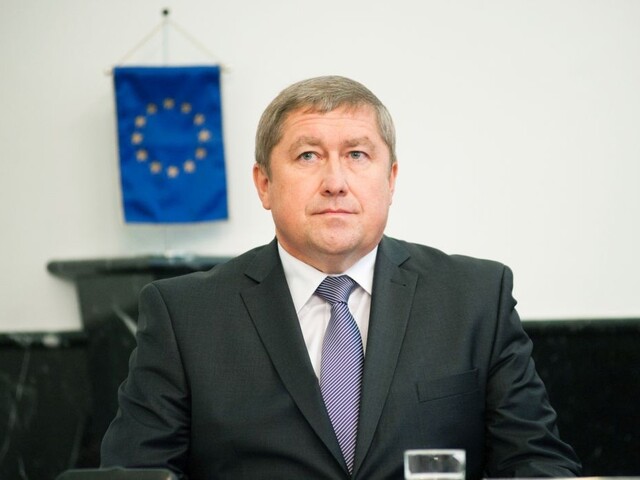 Kováčik by nemal mať previerku, tvrdí SaS. Podala podnet na NBÚ