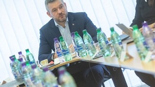 Pre smrtiaci čínsky vírus zasadol i krízový štáb na Slovensku