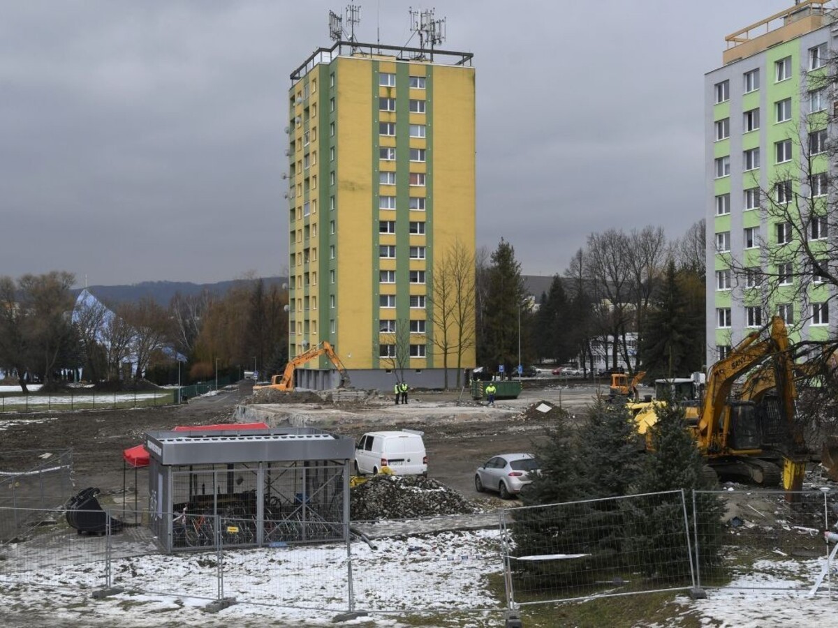 Koberce, podlahy, tapety. Do Prešova dorazil kamión plný tovaru