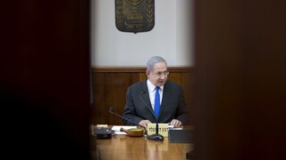 Netanjahu stiahol žiadosť o imunitu, prokurátor ho obžaloval