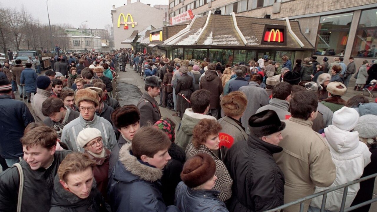 Stála tam celá Moskva. Pred 30 rokmi otvorili v Rusku McDonald's