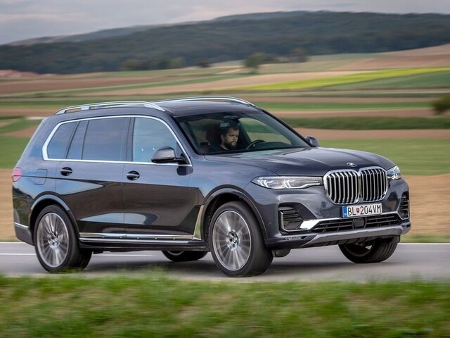Alfa Romeo Giulia Veloce, nový Seat Leon a BMW X7