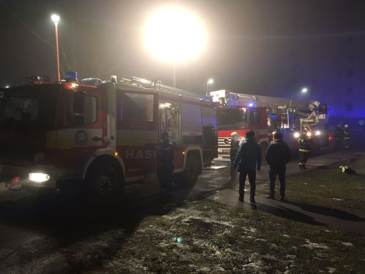 Pre rodiny z evakuovanej bytovky v Bardejove našli ubytovanie