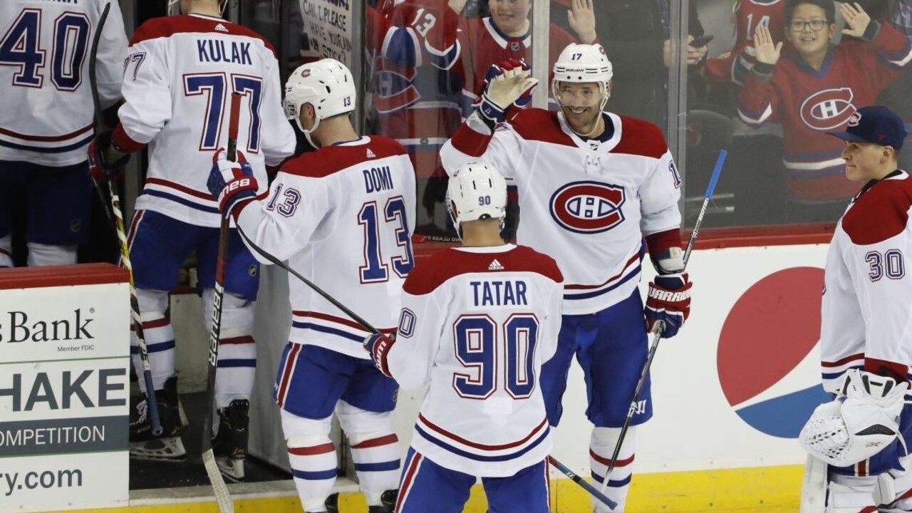 NHL: Tatar pokoril 50 bodov, Fehérváry s víťazným návratom