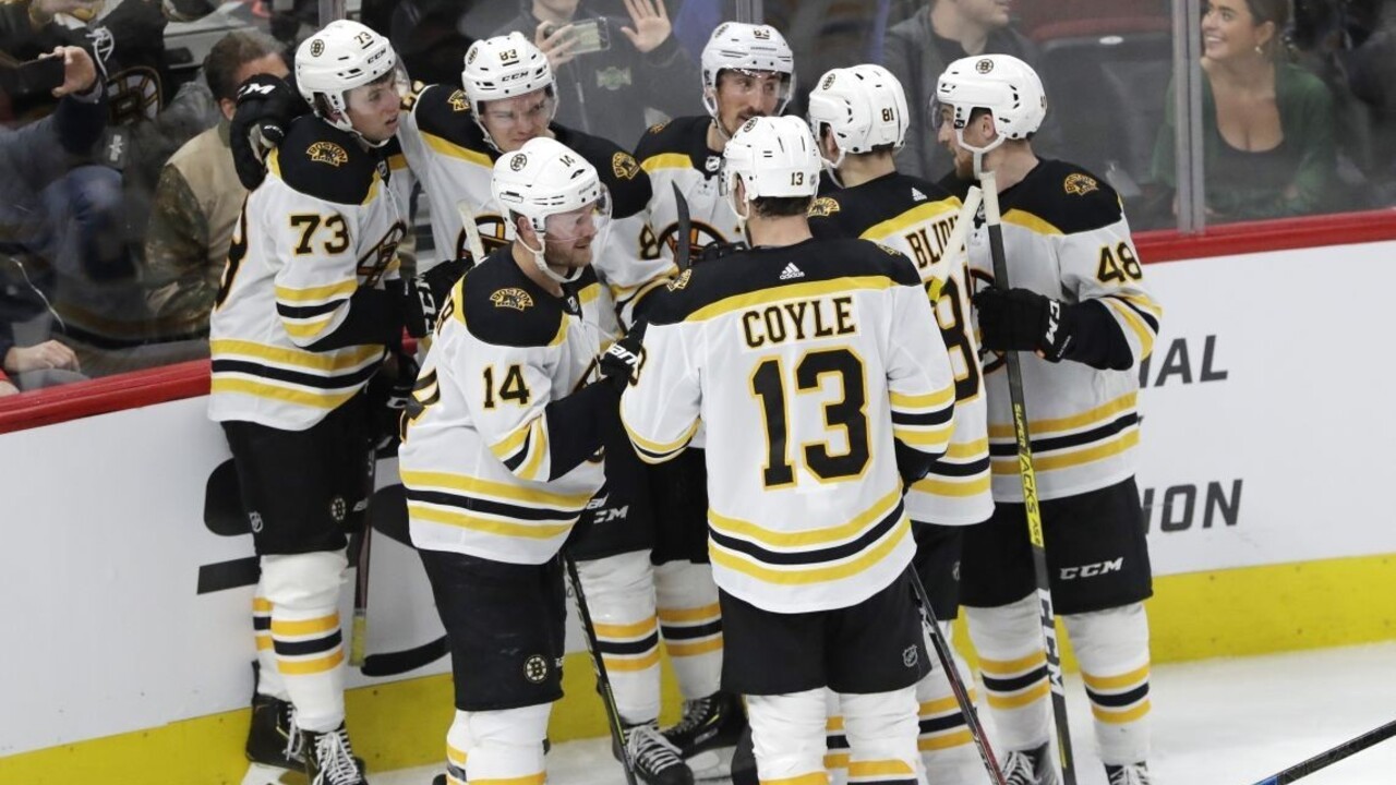 NHL: Bruins sú na čele. Halák vychytal víťazstvo nad Capitals