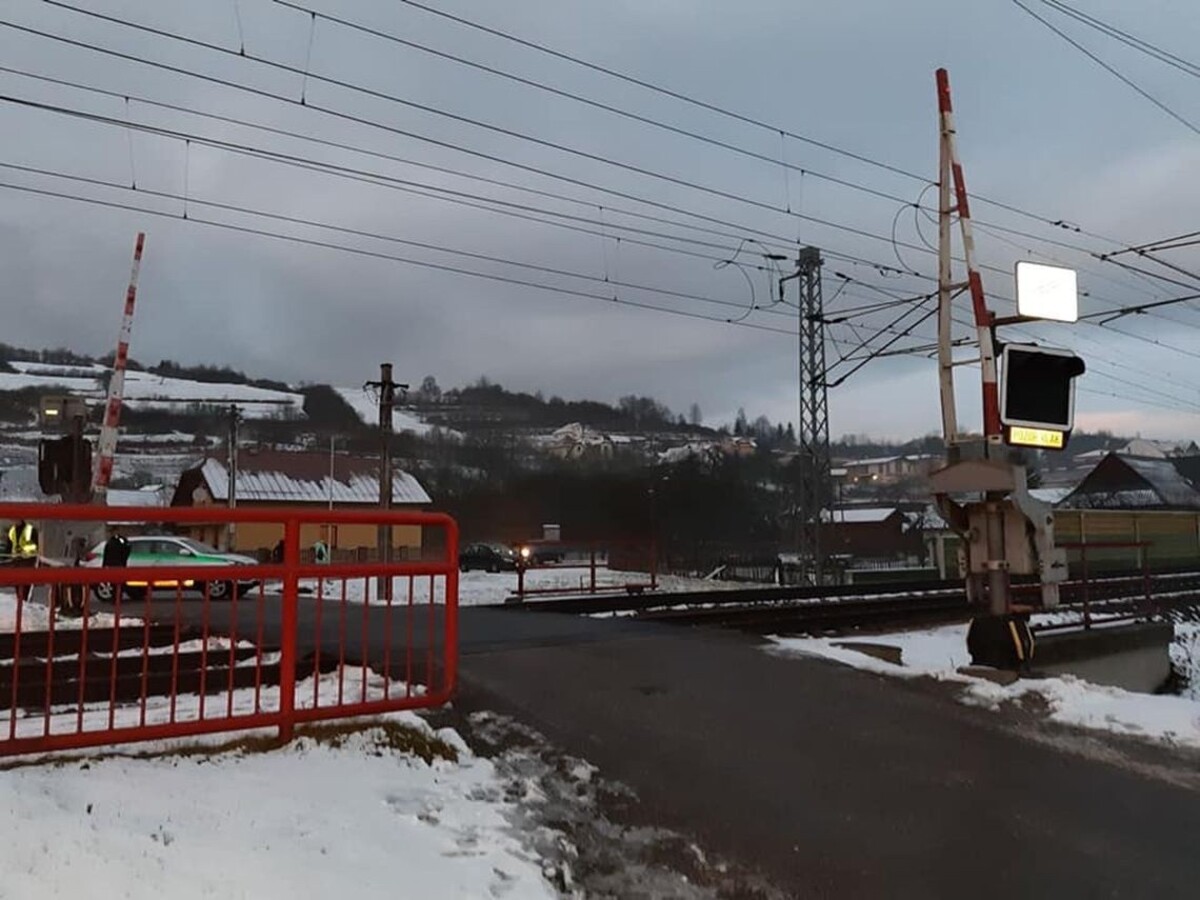 Na železničnom priecestí došlo k tragédii, vlak zrazil cyklistu