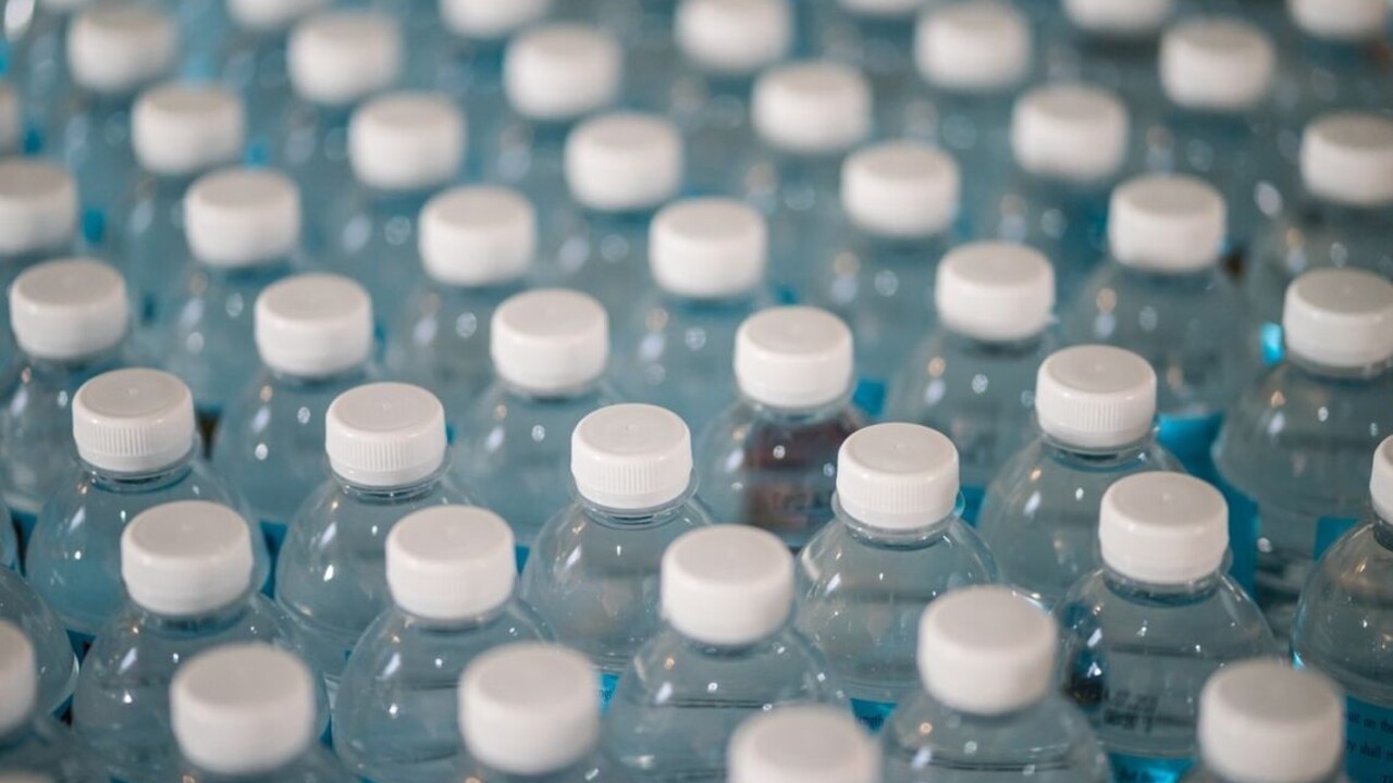 Čo prinesie zálohovanie plastových fliaš?