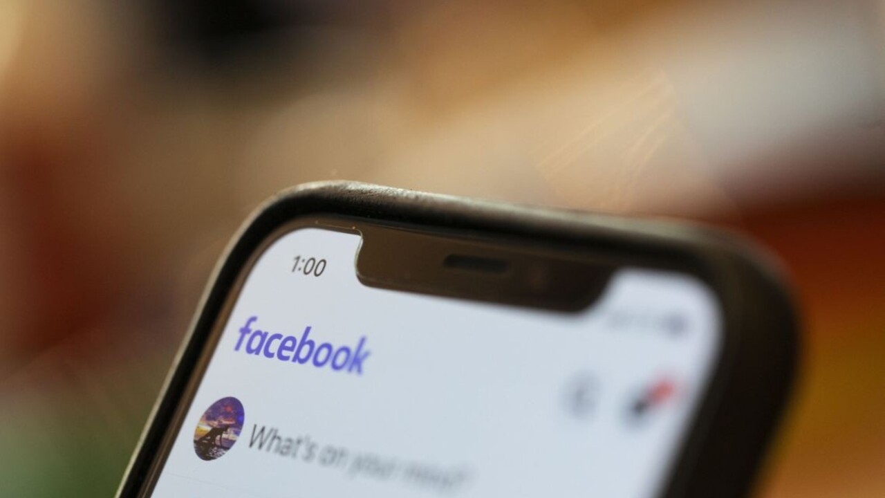 Koniec hoaxov? Facebook spúšťa na Slovensku nový program