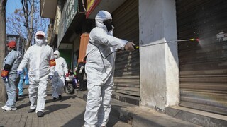 Vietnam uzavrel do karantény celý región, obáva sa šírenia vírusu
