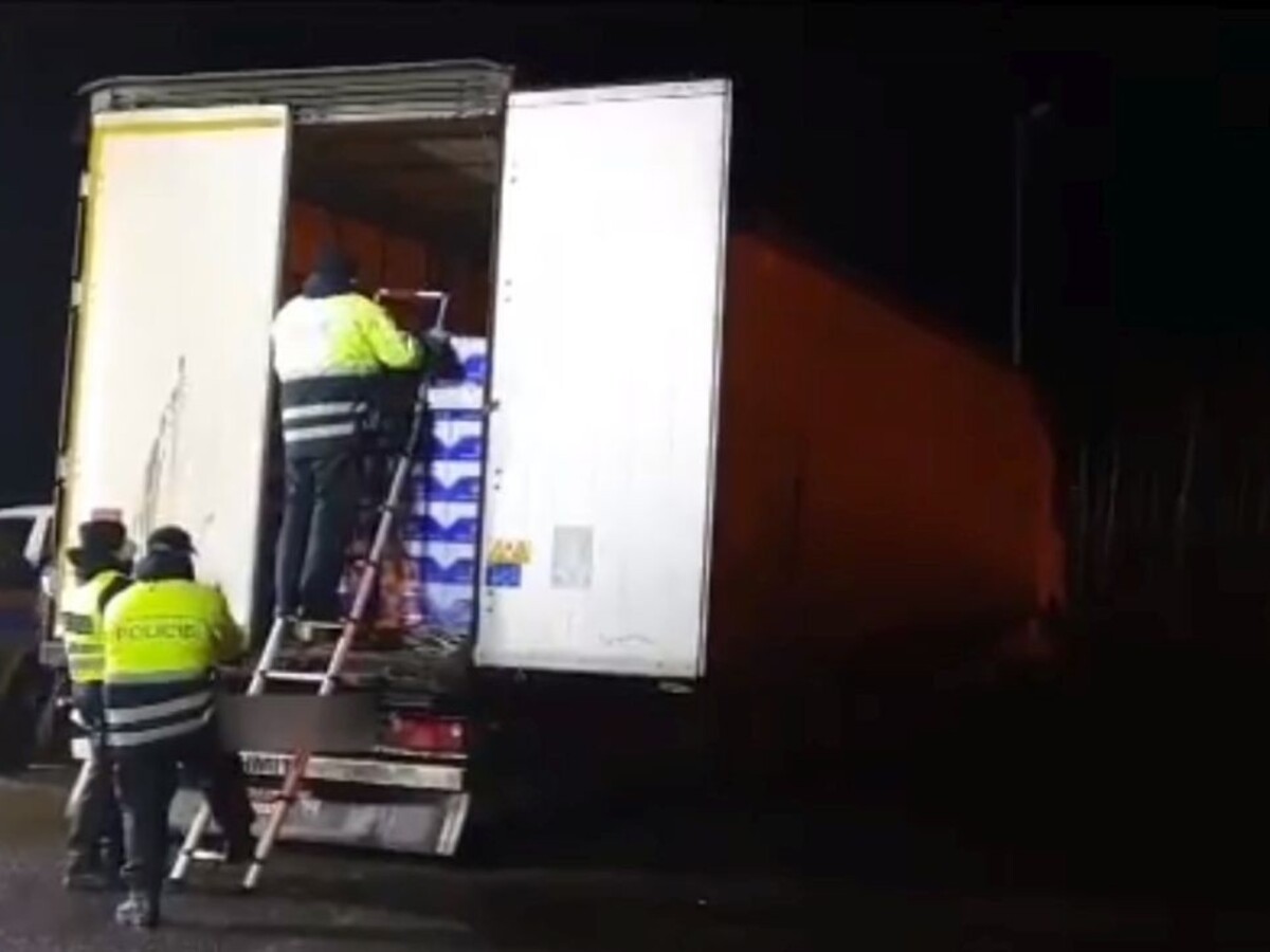 Kamión v Česku prevážal migrantov, odhalil ich špeciálny prístroj