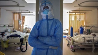 Vírus naďalej zabíja, tisícky uzdravených ľudí opustili nemocnice