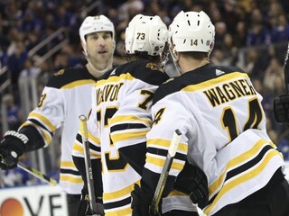 NHL: Boston s Chárom potvrdil pozíciu lídra, bodoval Pastrňák