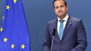 Premiér končí, zostáva lídrom. Írsko uviazlo na mŕtvom bode
