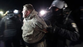 Ukrajinci násilne demonštrovali. Dôvodom boli obavy z koronavírusu