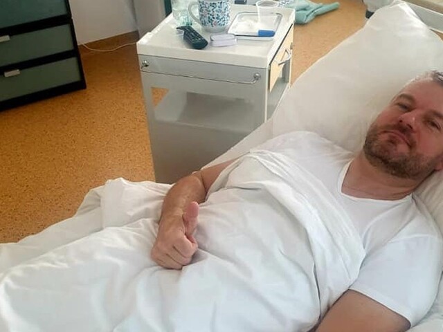 Pellegriniho hospitalizovali v nemocnici, zrušil všetok program