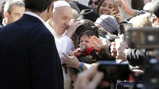 Pápež navštívil mesto Bari, hovoril o izraelsko-palestínskom konflikte